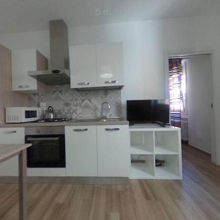 Santa Croce,14 Apartments Болоня Екстериор снимка