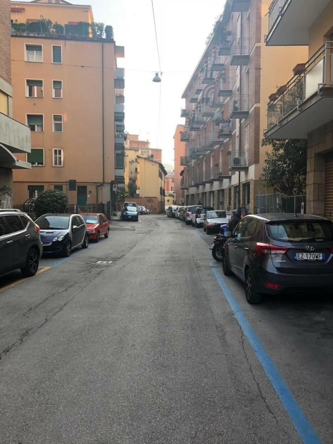 Santa Croce,14 Apartments Болоня Екстериор снимка