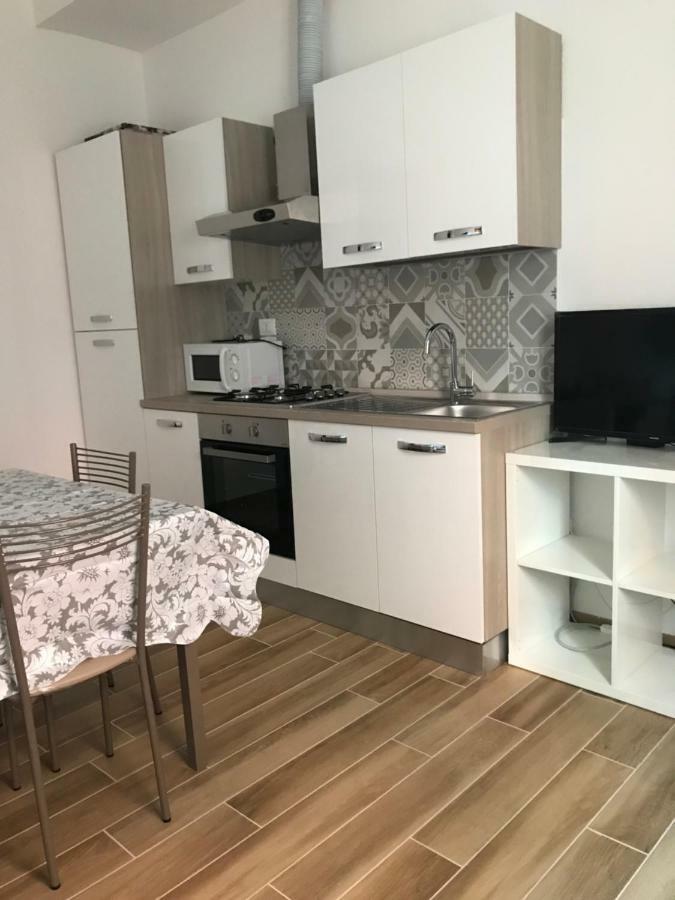 Santa Croce,14 Apartments Болоня Екстериор снимка
