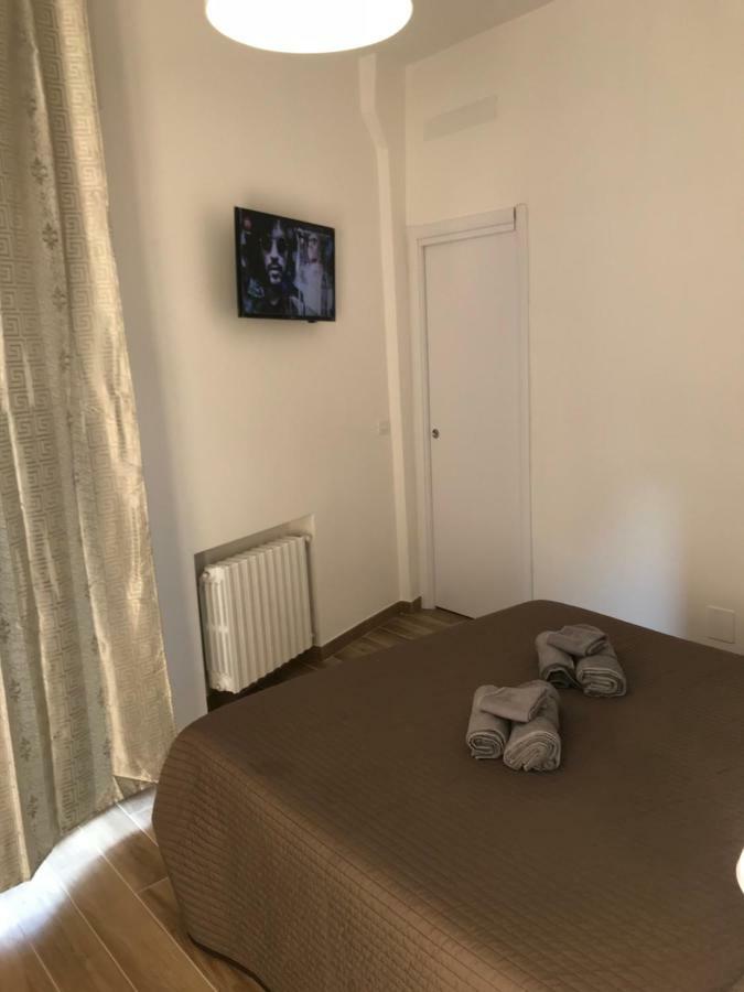 Santa Croce,14 Apartments Болоня Екстериор снимка
