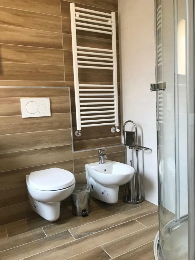 Santa Croce,14 Apartments Болоня Екстериор снимка